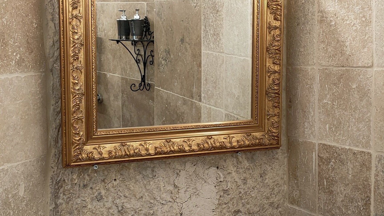 Photo of Bathroom in Loches