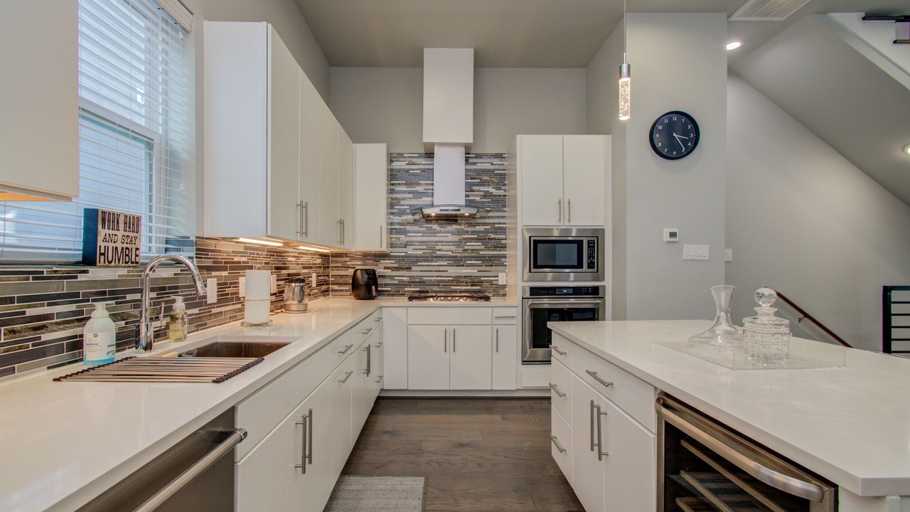 Photo of Kitchen in Astrodome