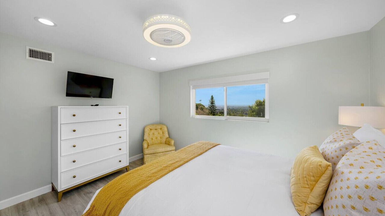 Photo of Bedroom in La Mesa