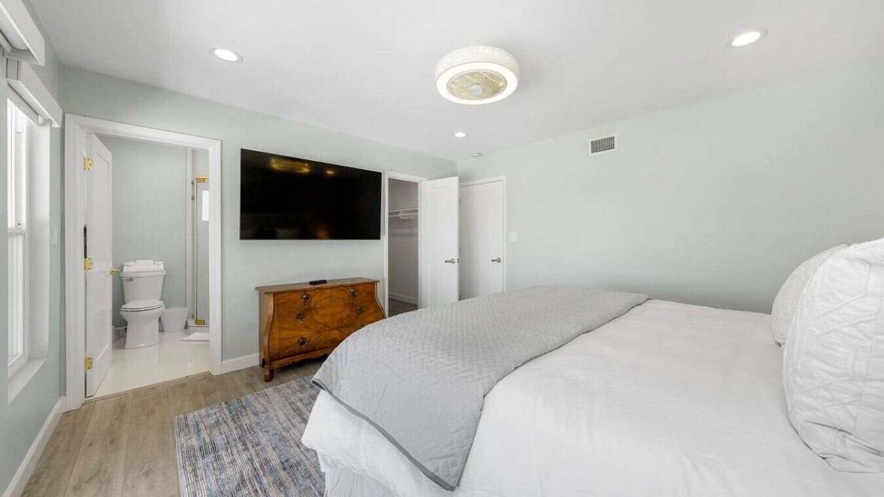 Photo of Bedroom in La Mesa