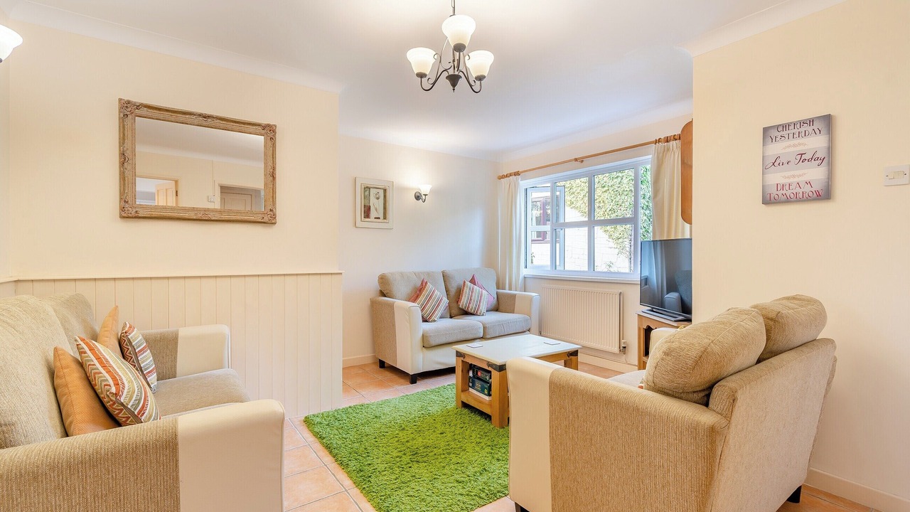 Photo of Others in Tremain