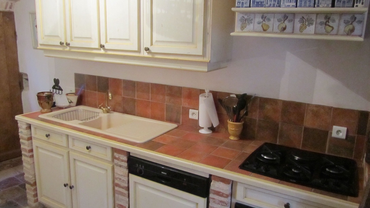 Photo of Kitchen in Labarthe-Bleys