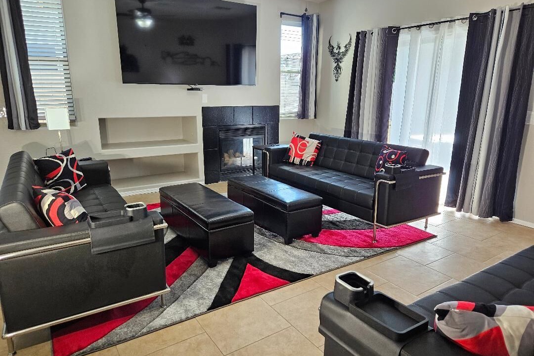 Photo of Livingroom in Centerra