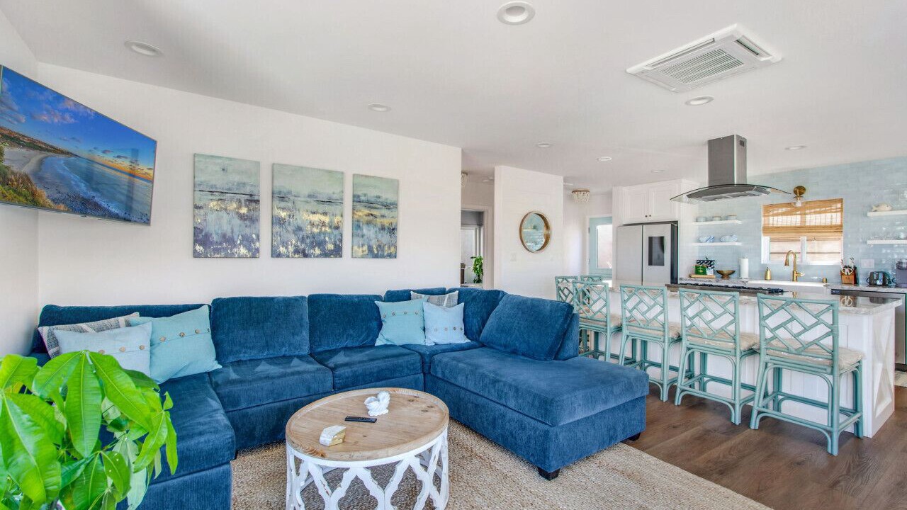Photo of Livingroom in The Strand