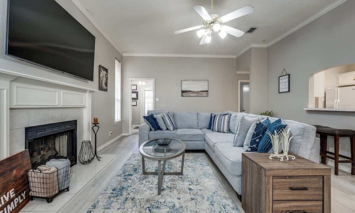 Photo of Livingroom in Denton
