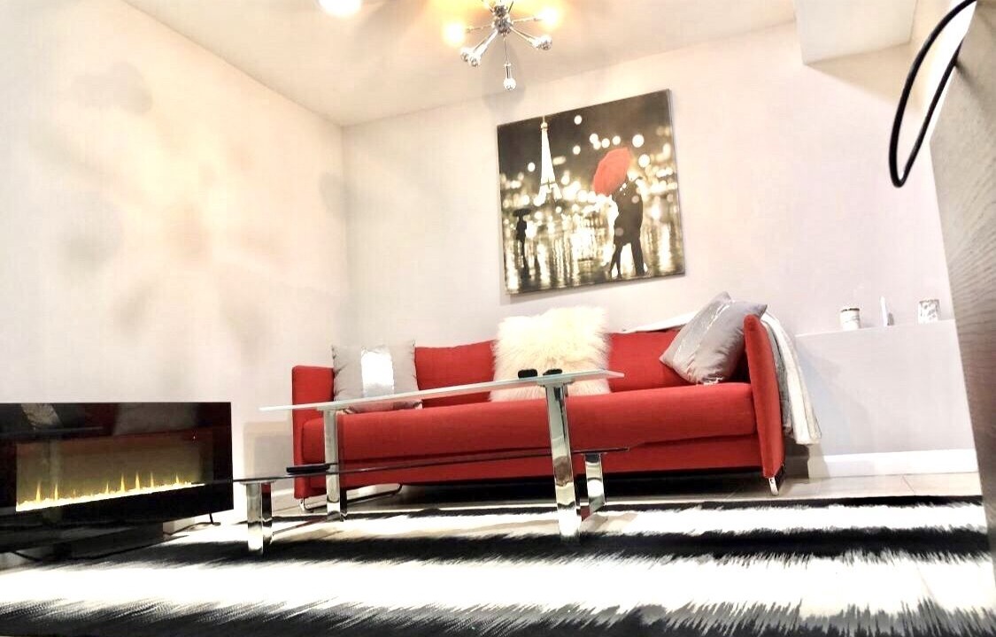 Photo of Livingroom in Shaw