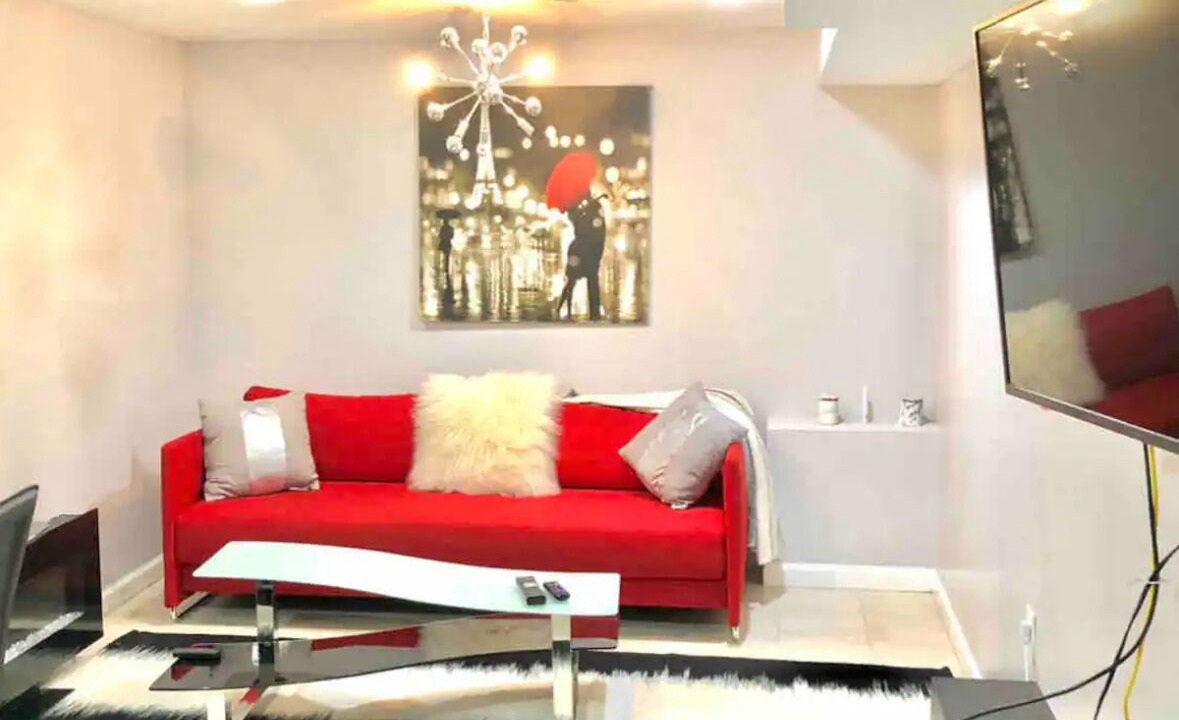 Photo of Livingroom in Shaw