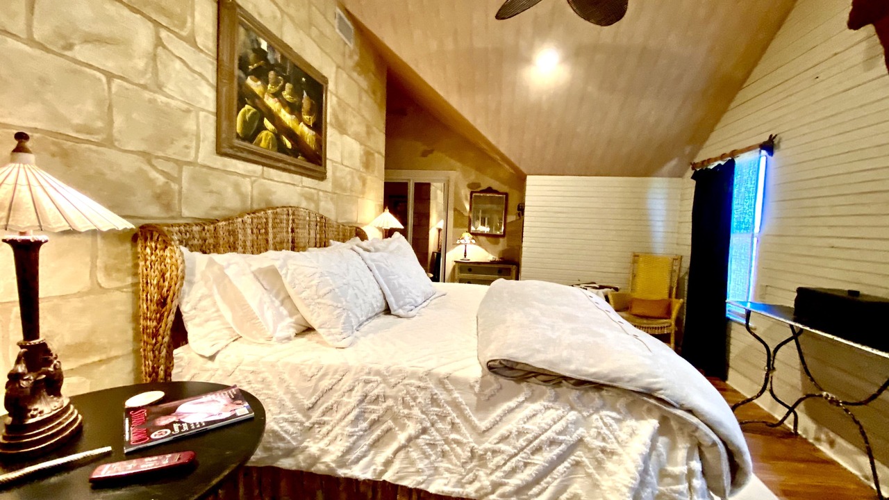 Photo of Bedroom in Marble Falls