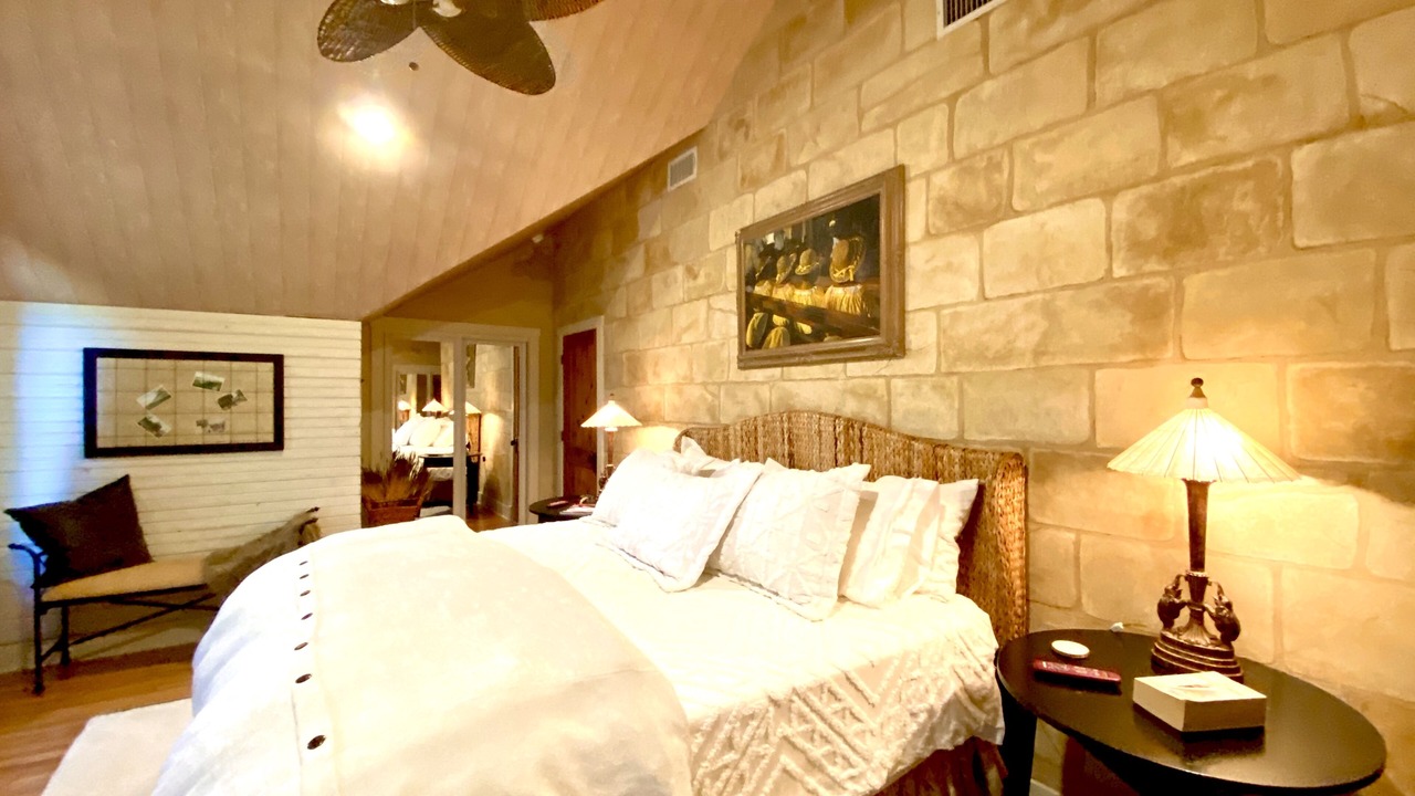 Photo of Bedroom in Marble Falls