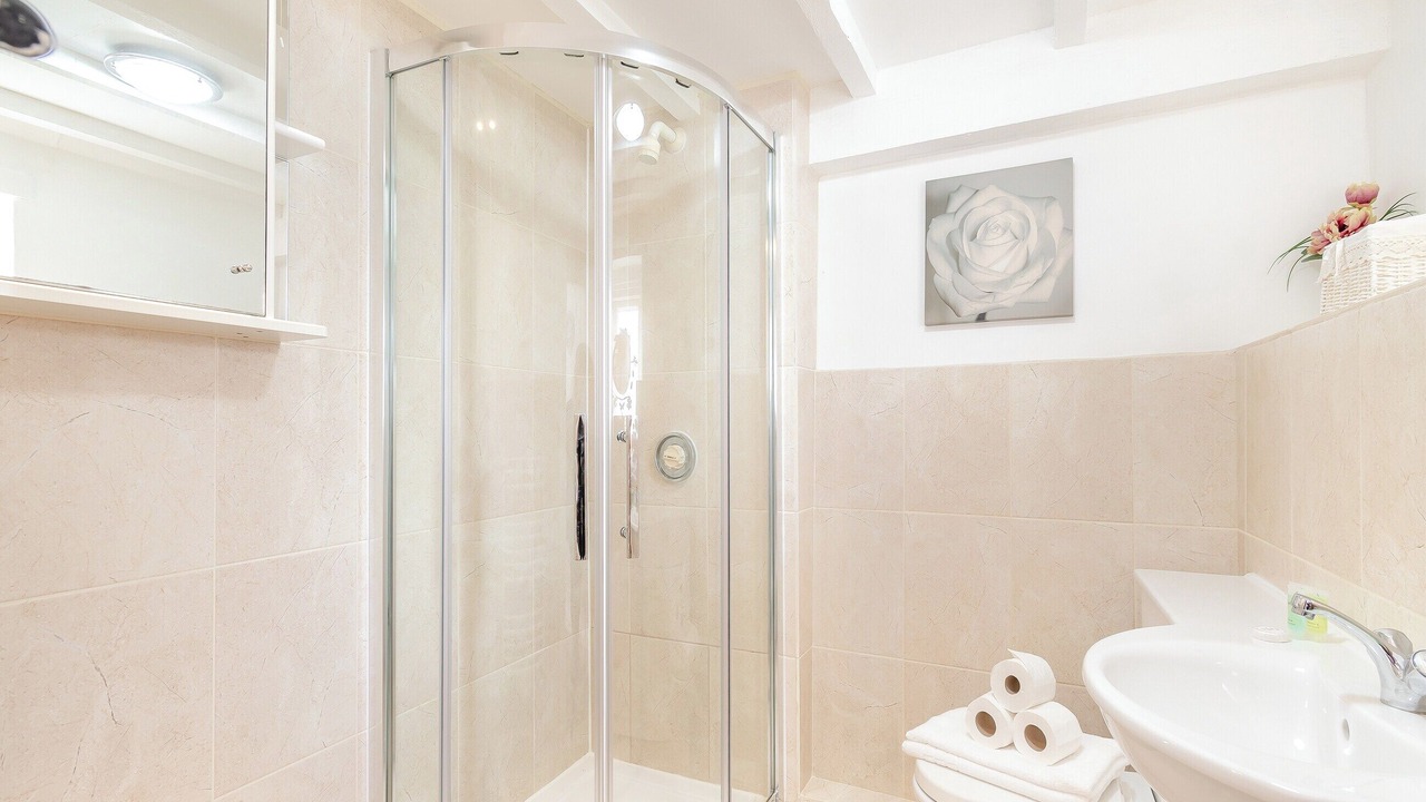 Photo of Bathroom in Tremain