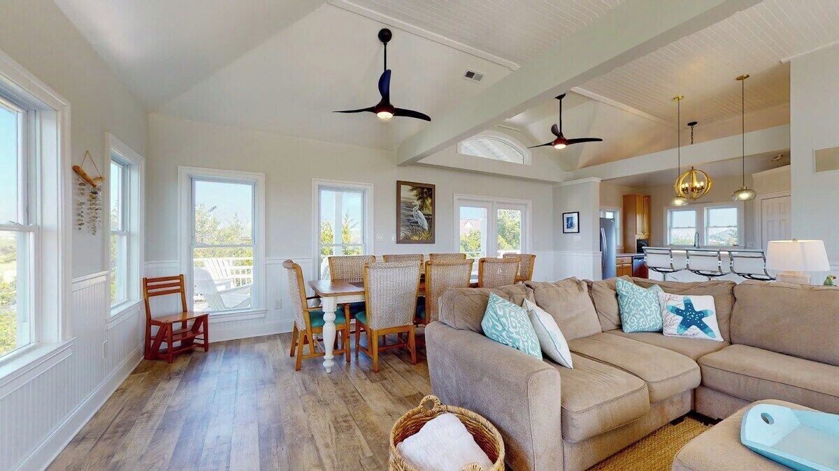 Photo of Livingroom in Bald Head Island