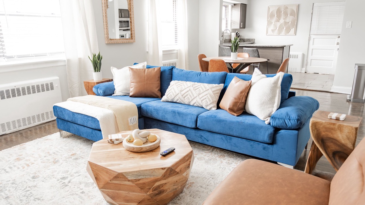 Photo of Livingroom in Rogers Park