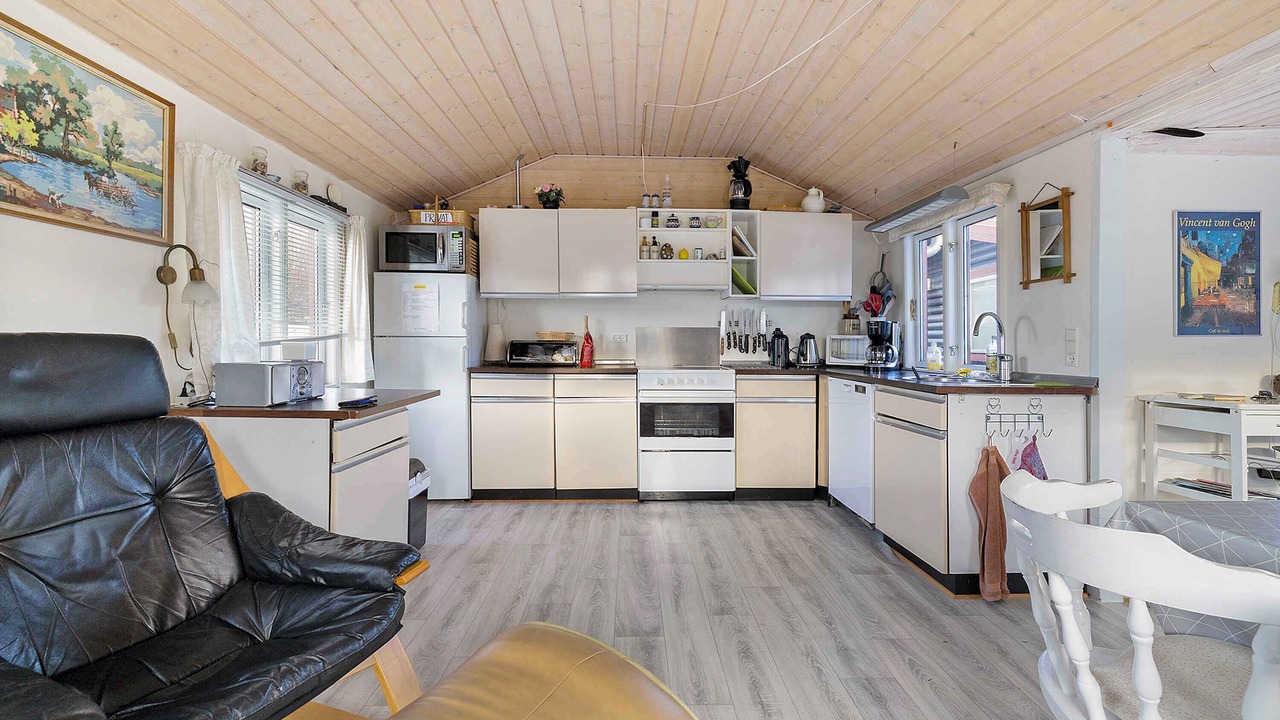 Photo of Others in Mesinge