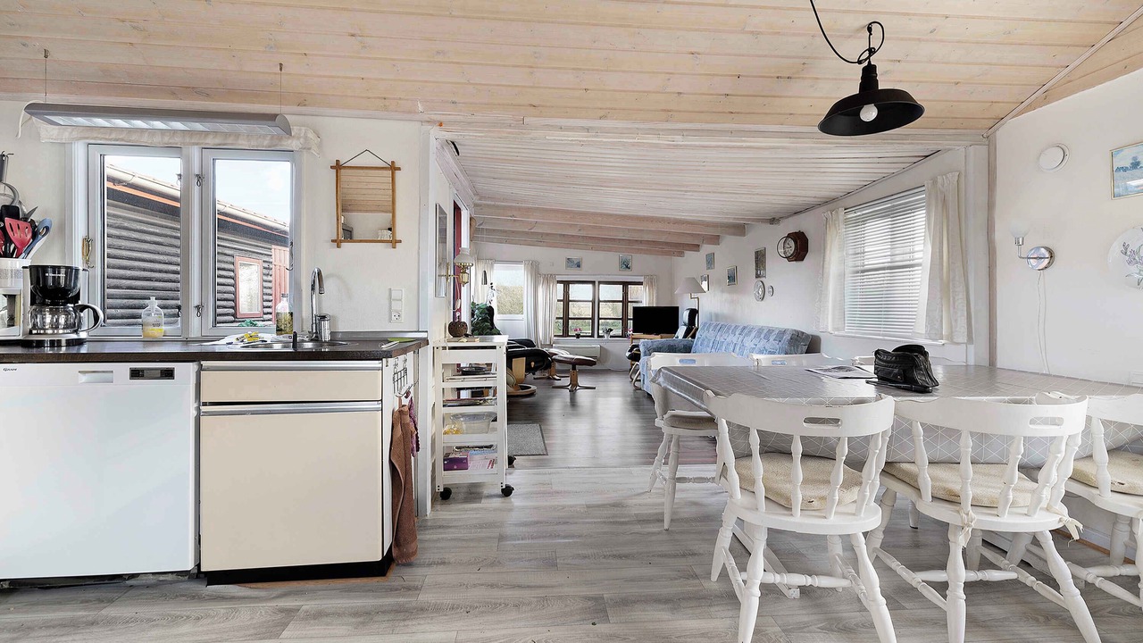 Photo of Others in Mesinge