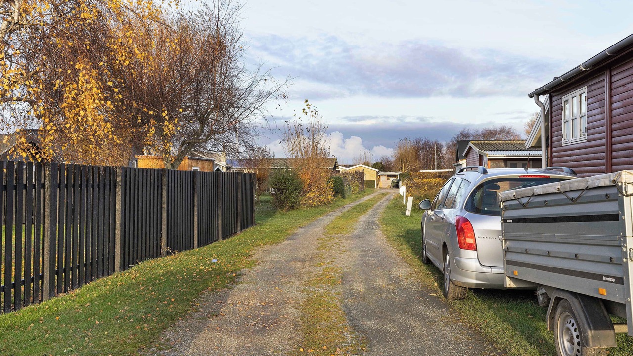 Photo of Others in Mesinge