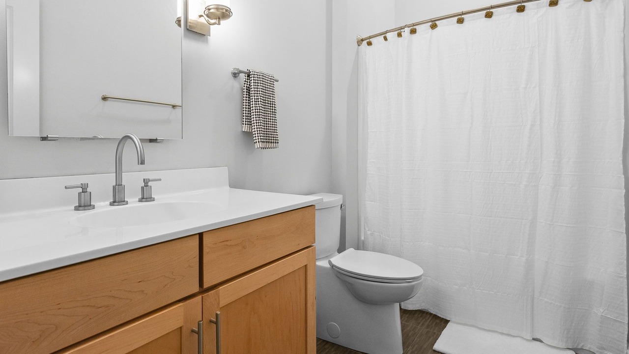 Photo of Bathroom in Tyler Park