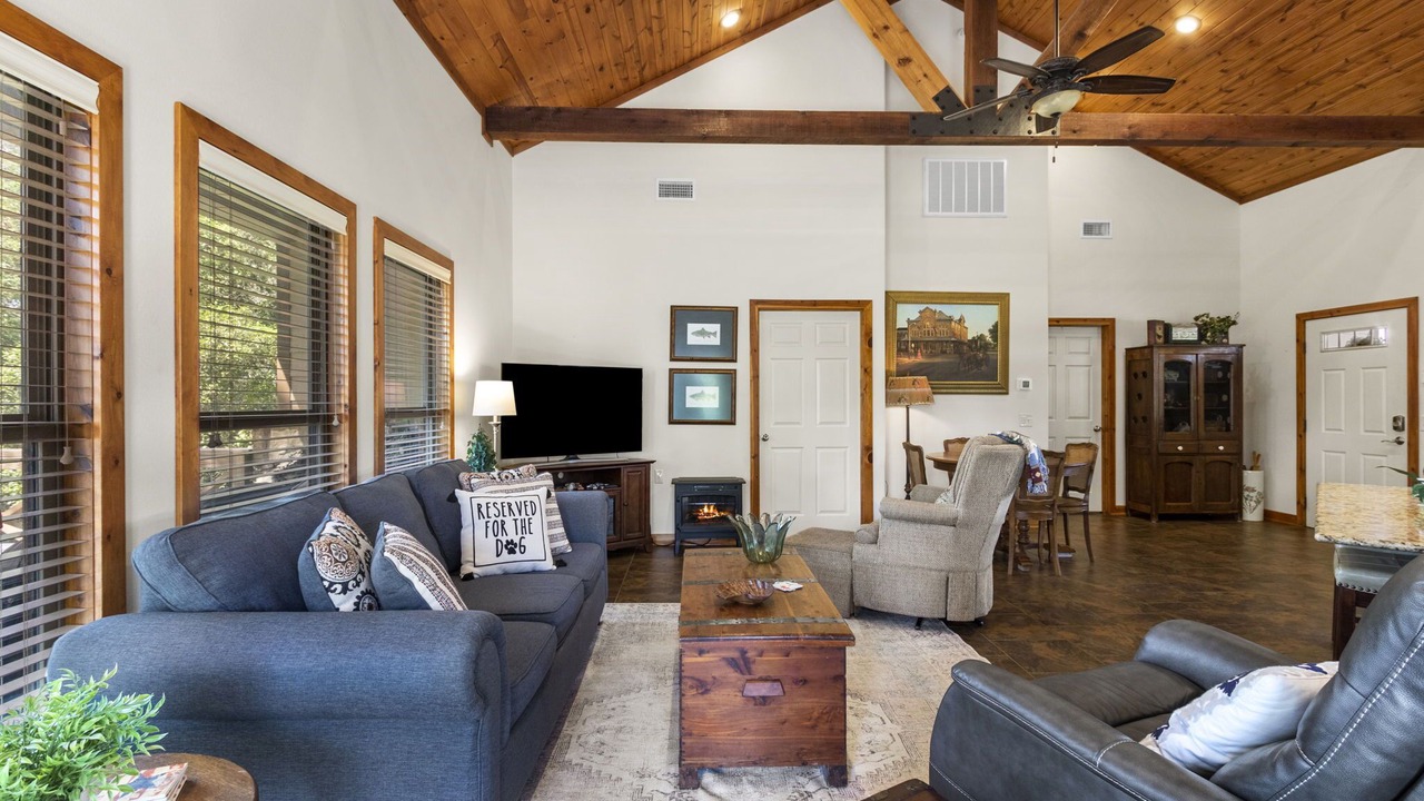 Photo of Livingroom in Columbus