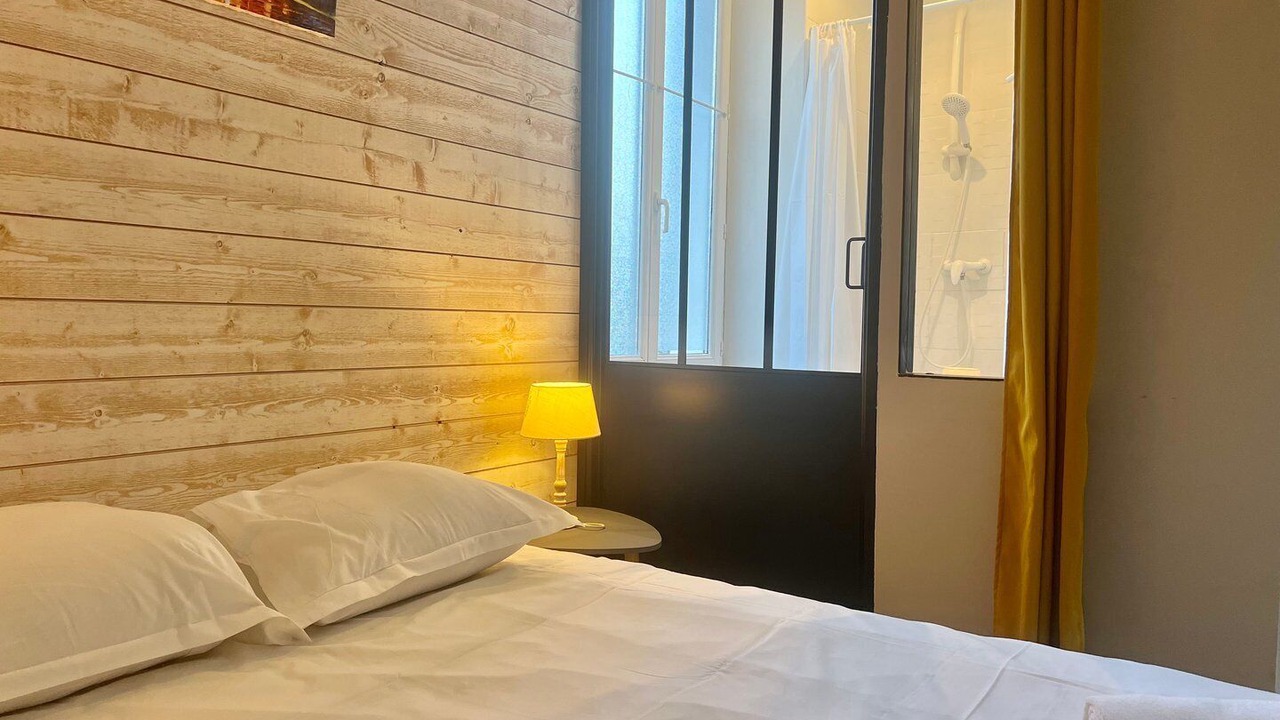 Photo of Bedroom in Saint-Benoit