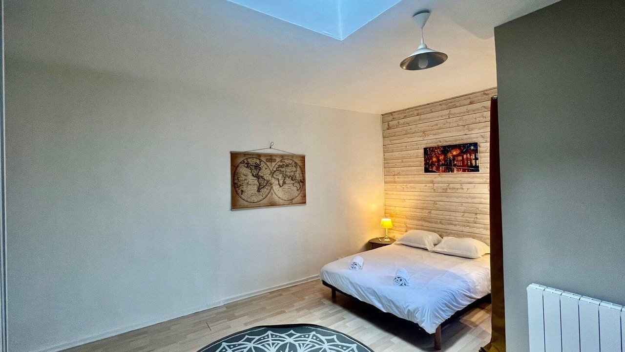 Photo of Bedroom in Saint-Benoit