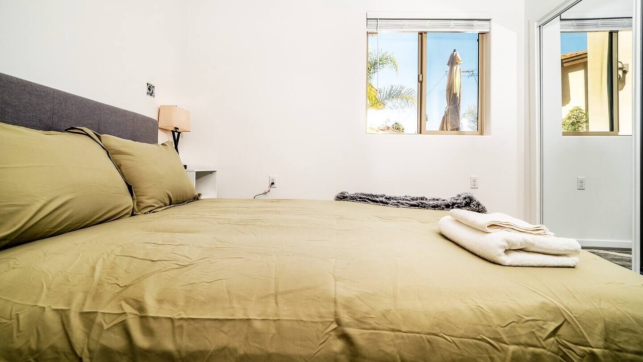 Photo of Bedroom in Hawthorne