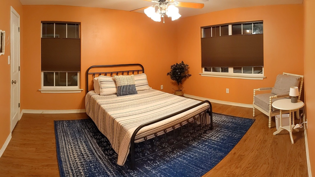 Photo of Bedroom in Bastrop