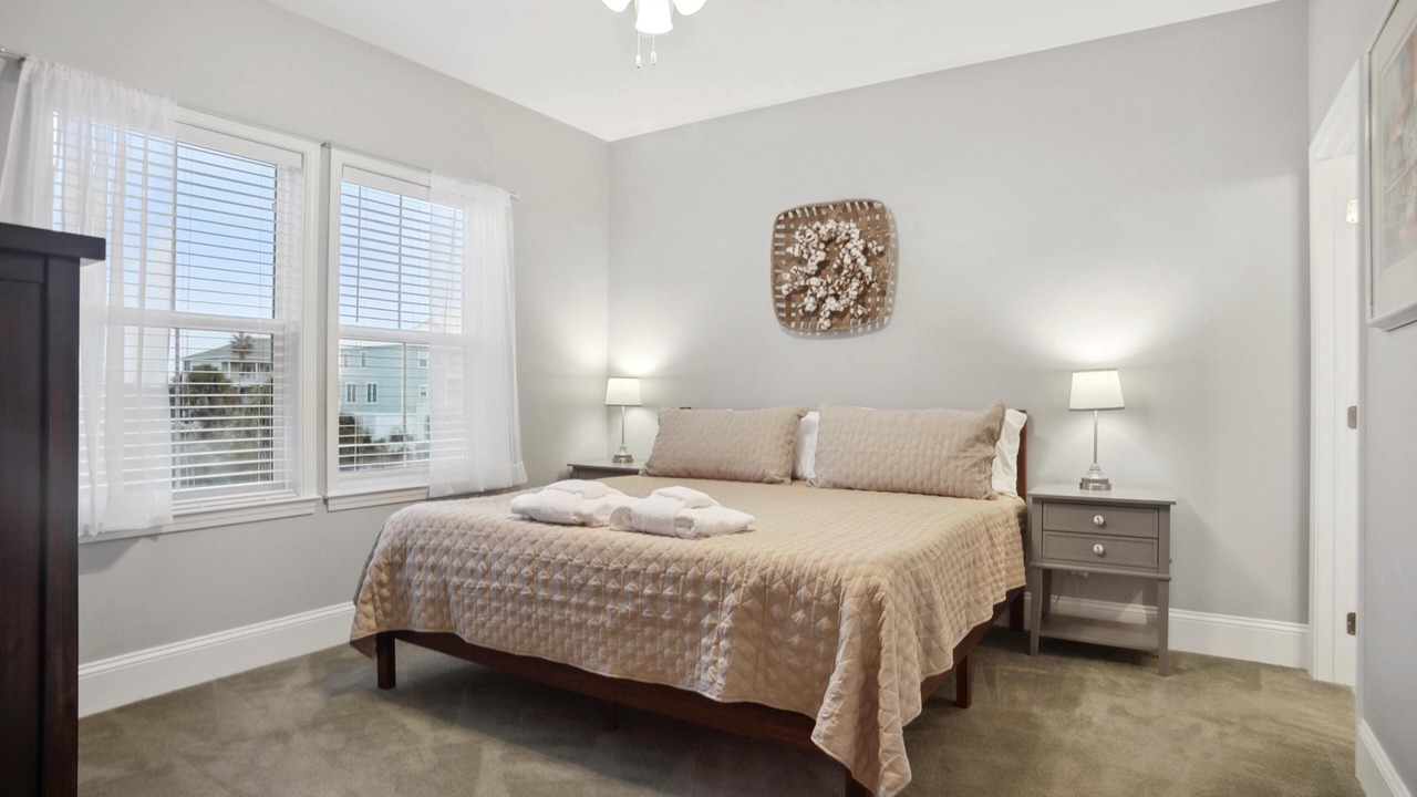 Photo of Bedroom in Beachwalk