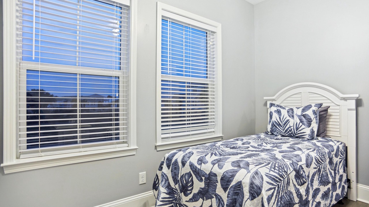 Photo of Bedroom in Beachwalk