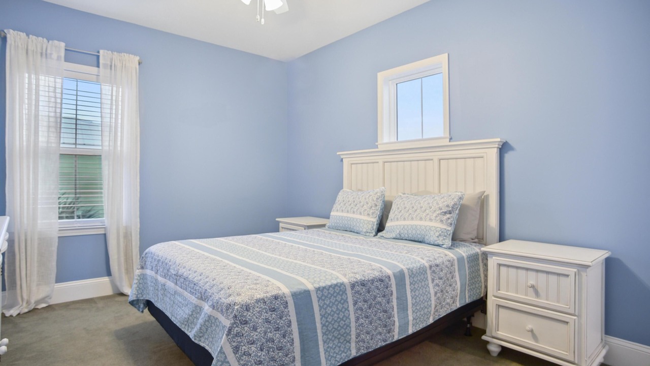 Photo of Bedroom in Beachwalk