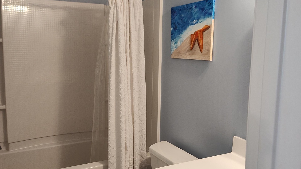Photo of Bathroom in Beachwalk