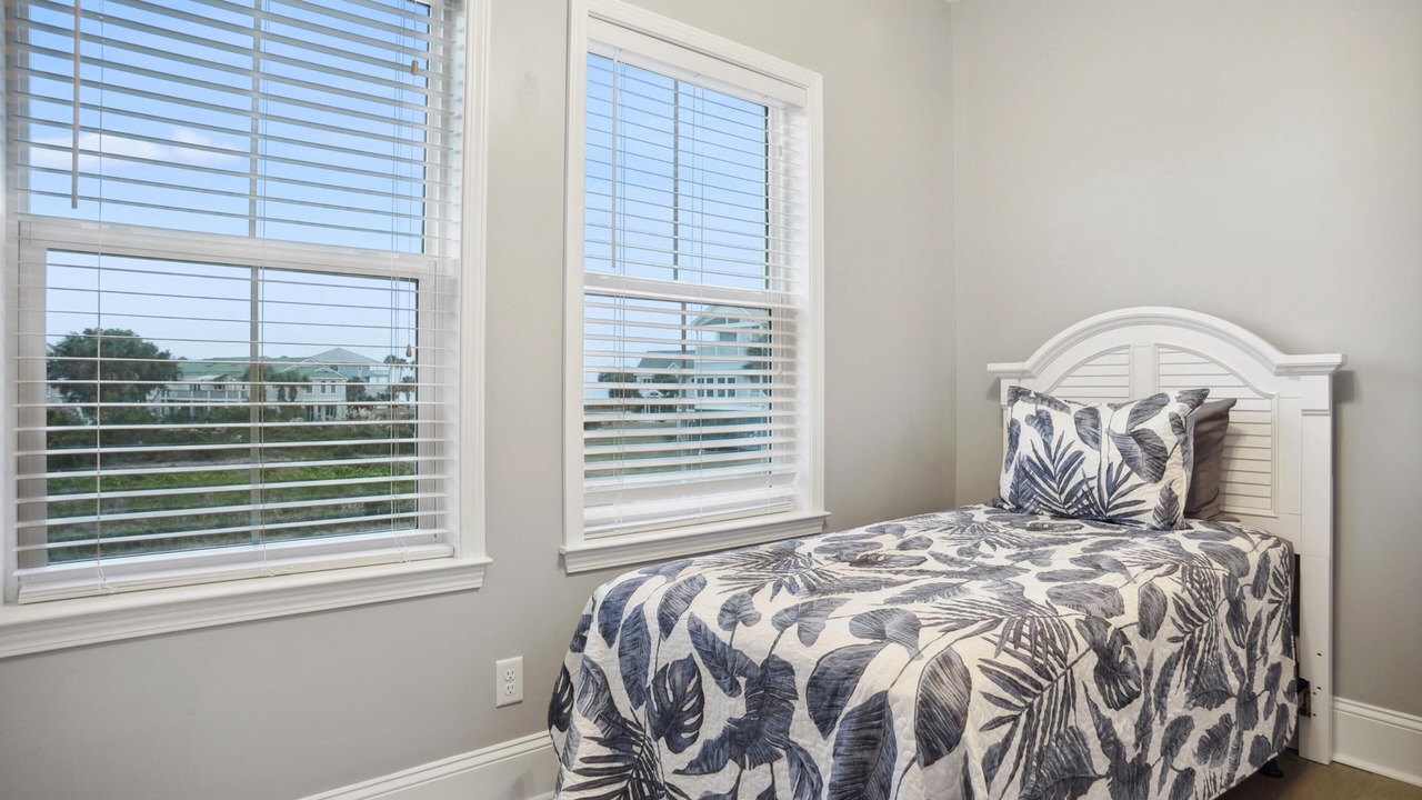 Photo of Bedroom in Beachwalk