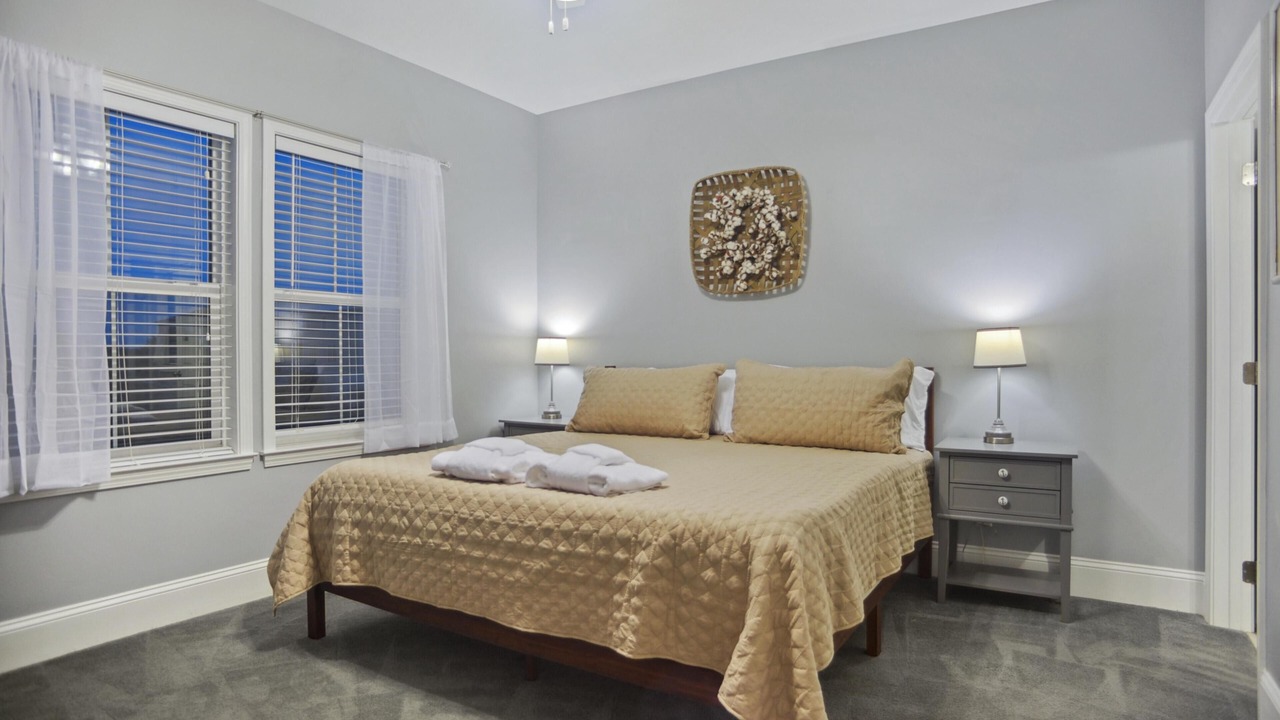Photo of Bedroom in Beachwalk