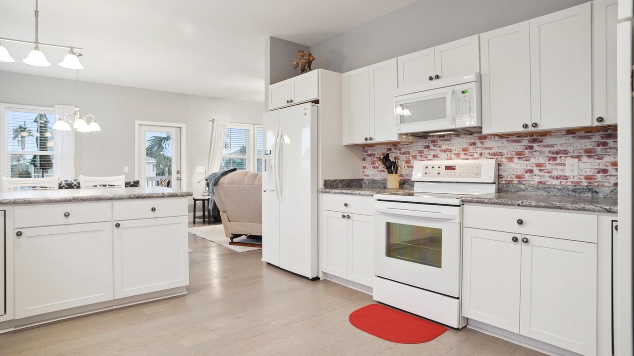 Photo of Kitchen in Beachwalk