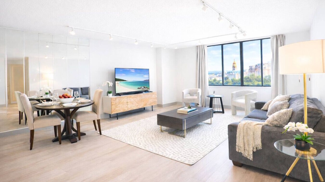 Photo of Livingroom in Downtown Hartford