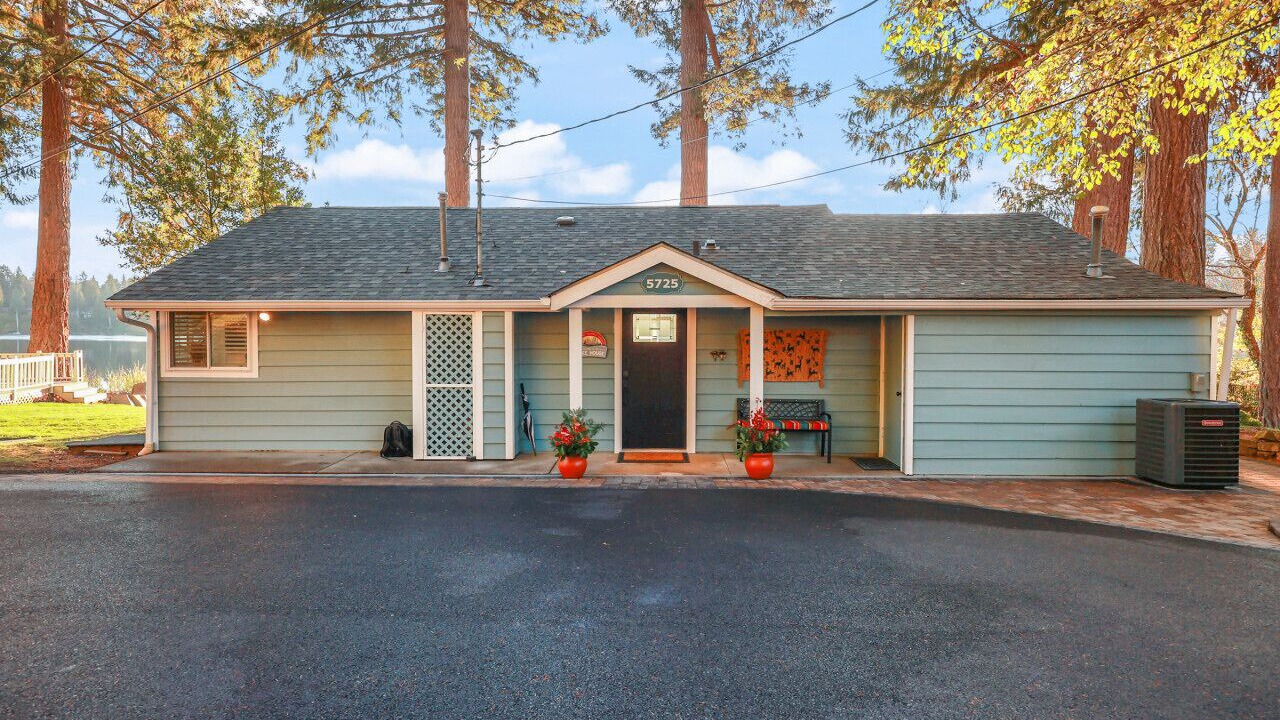 Photo of Others in East Olympia