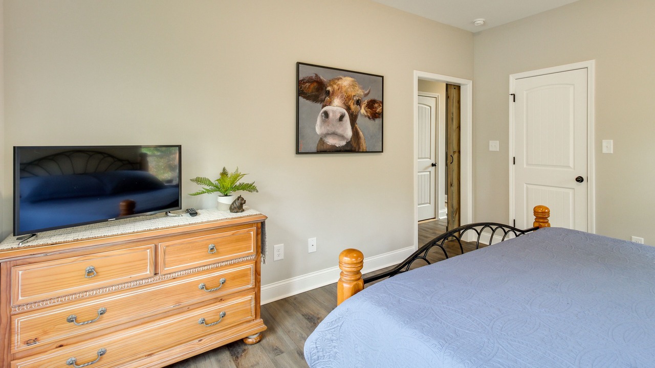 Photo of Bedroom in Ellijay