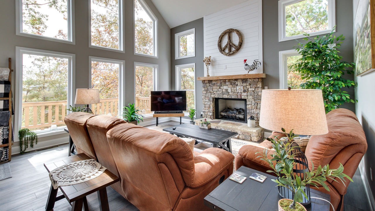Photo of Livingroom in Ellijay