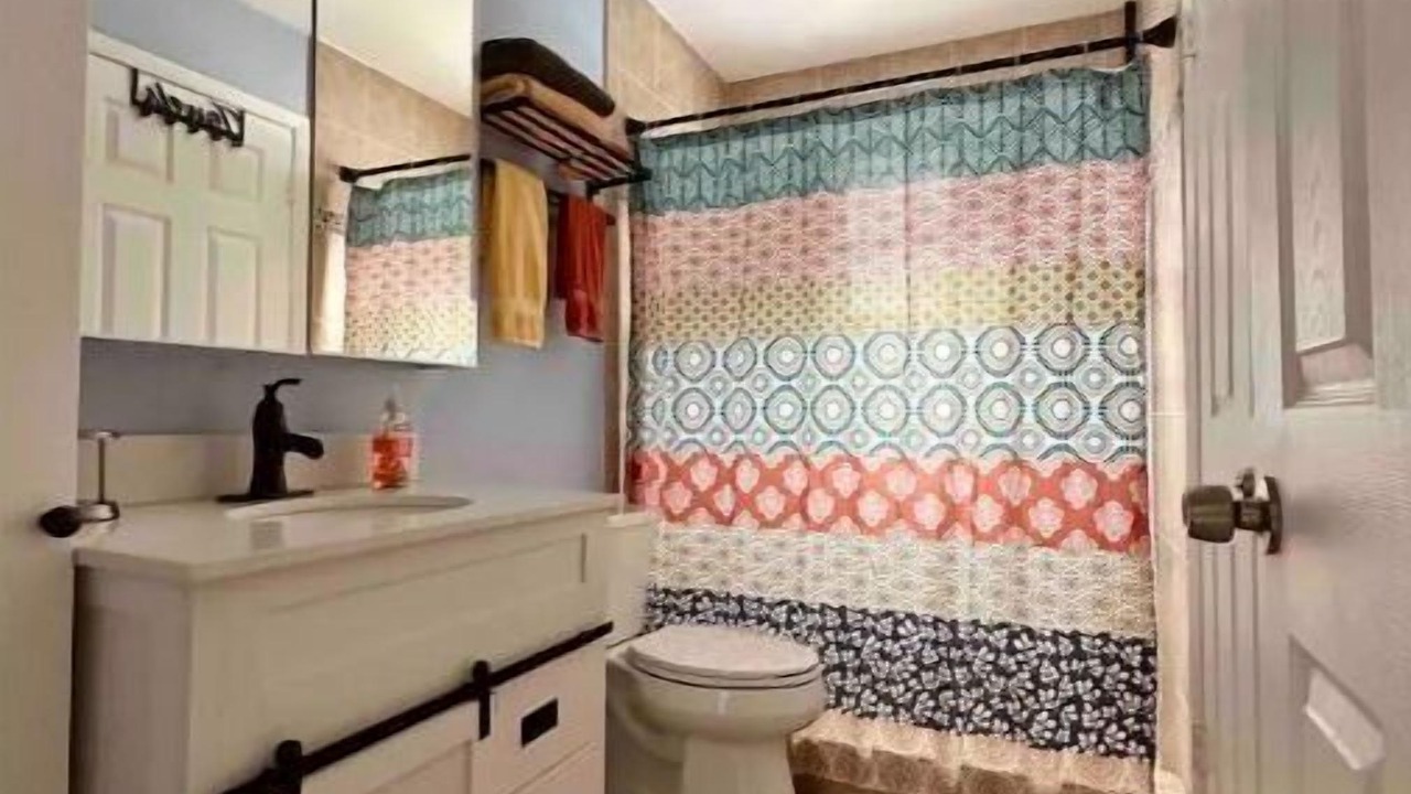 Photo of Bathroom in Tarpon Springs