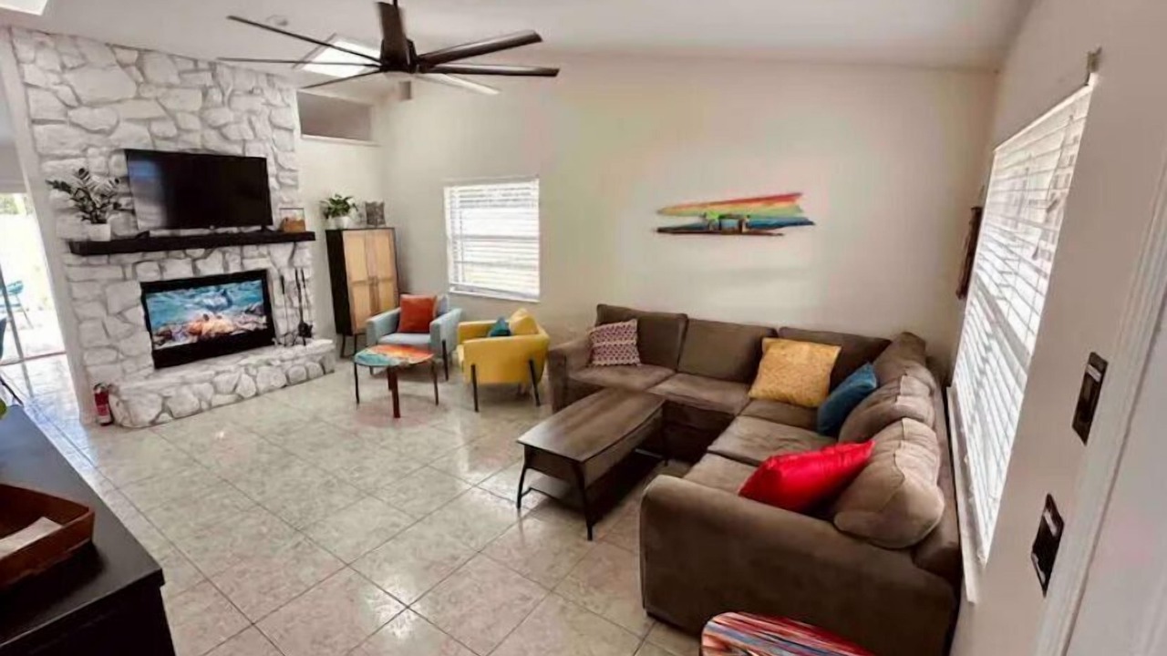 Photo of Livingroom in Tarpon Springs