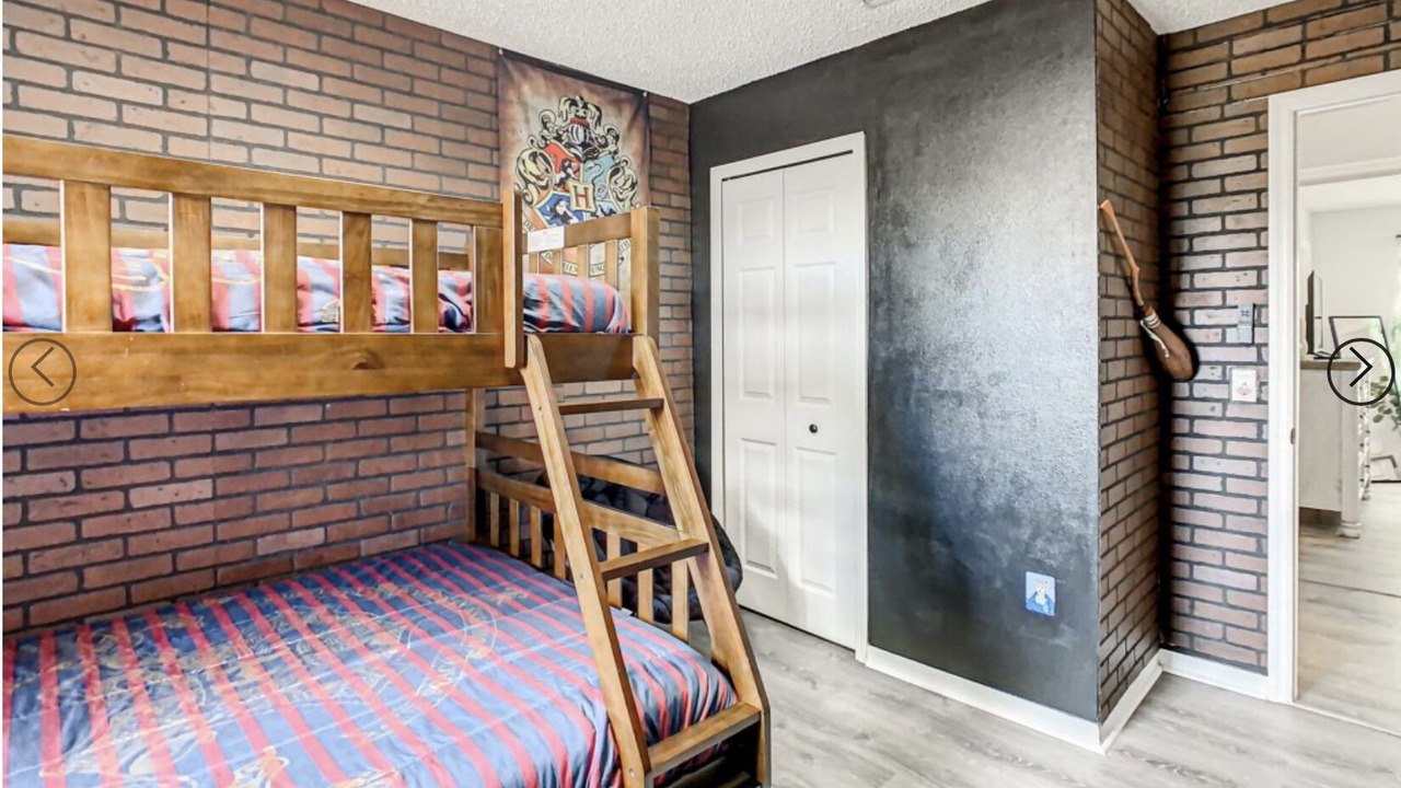 Photo of Bedroom in Crystal Cove