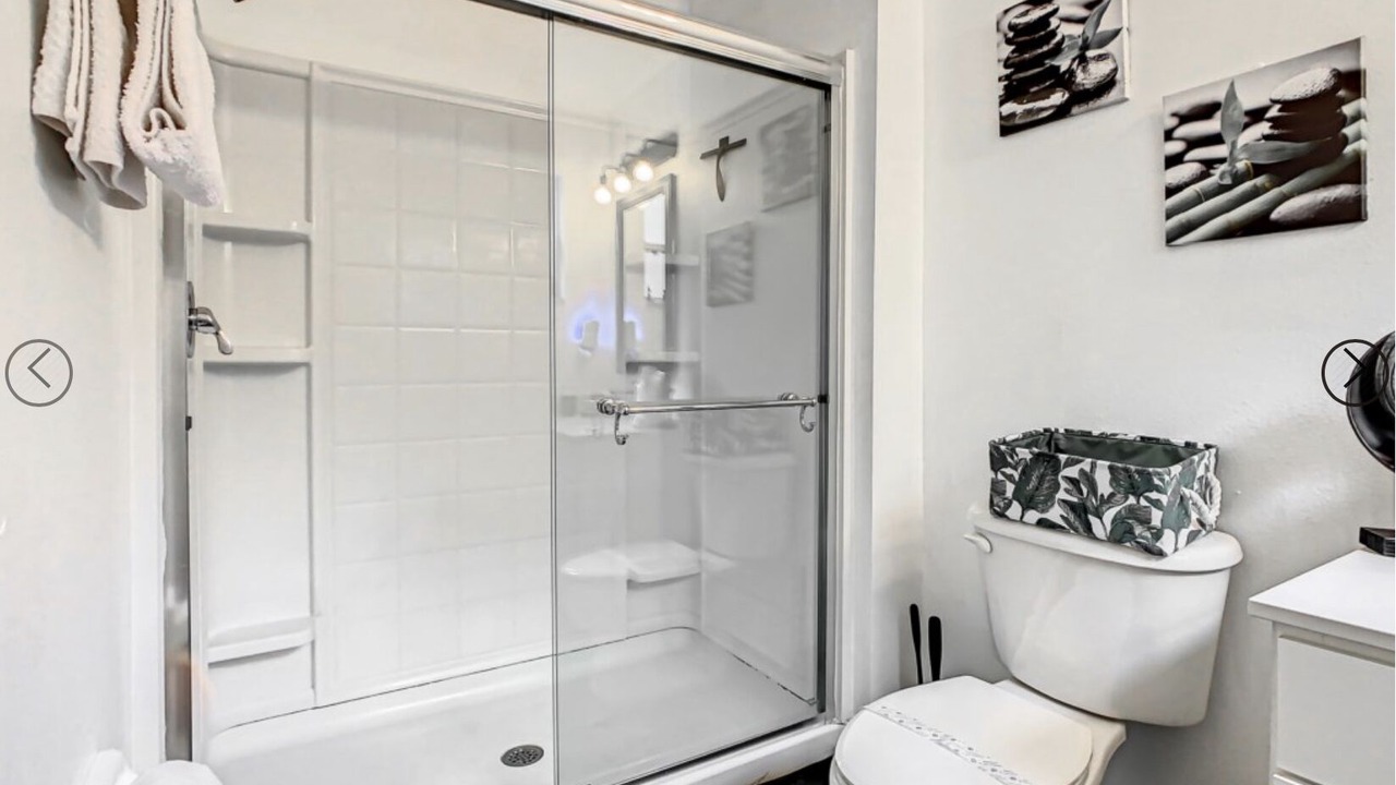 Photo of Bathroom in Crystal Cove