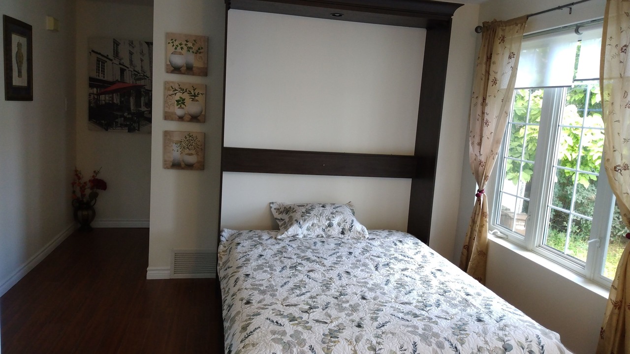Photo of Bedroom in Downtown Gatineau