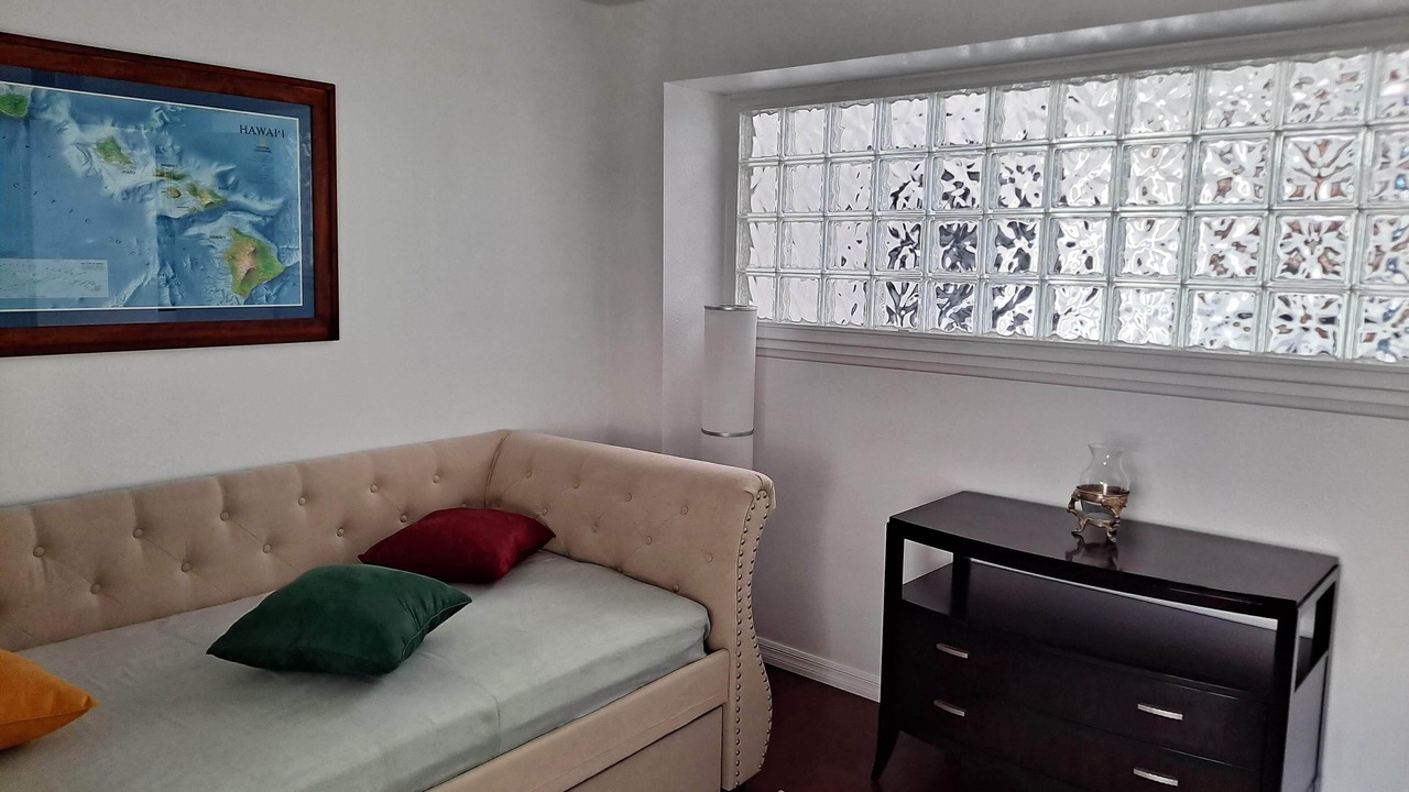 Photo of Livingroom in Woodbridge