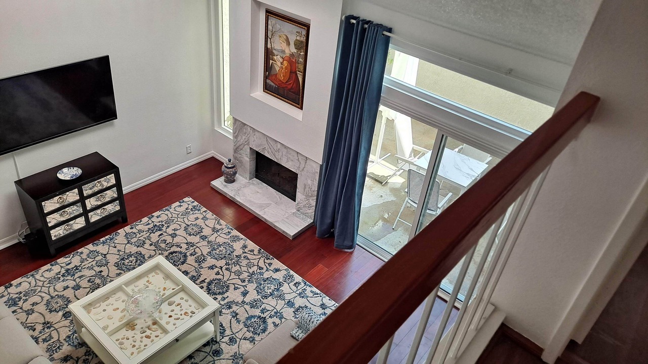 Photo of Livingroom in Woodbridge