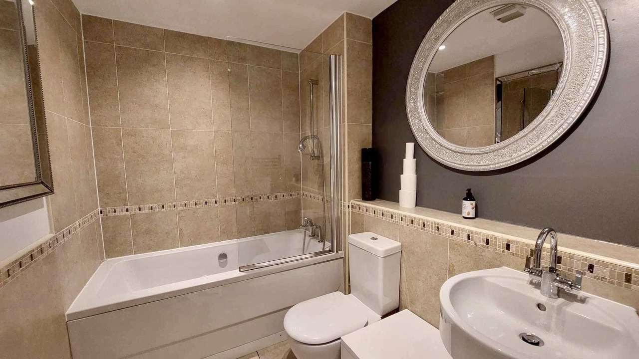 Photo of Bathroom in Dickens Heath