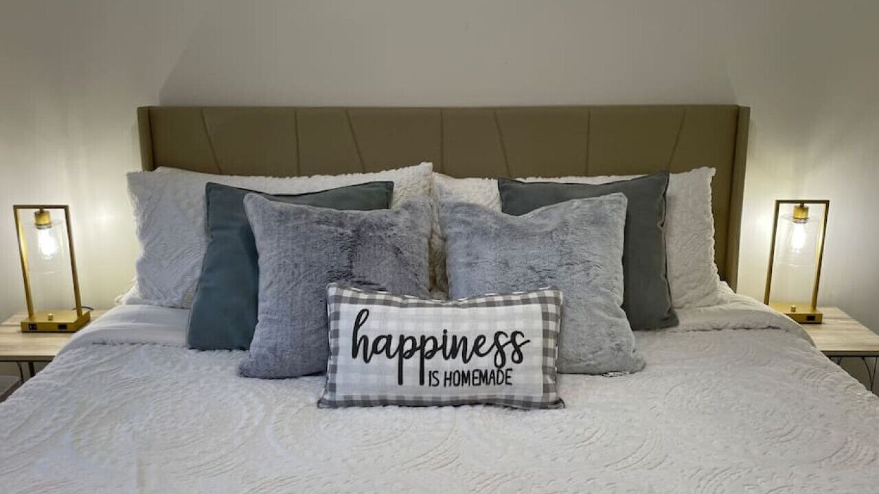 Photo of Bedroom in Commerce