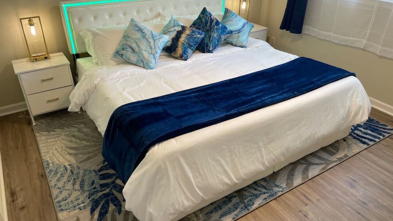 Photo of Bedroom in Commerce