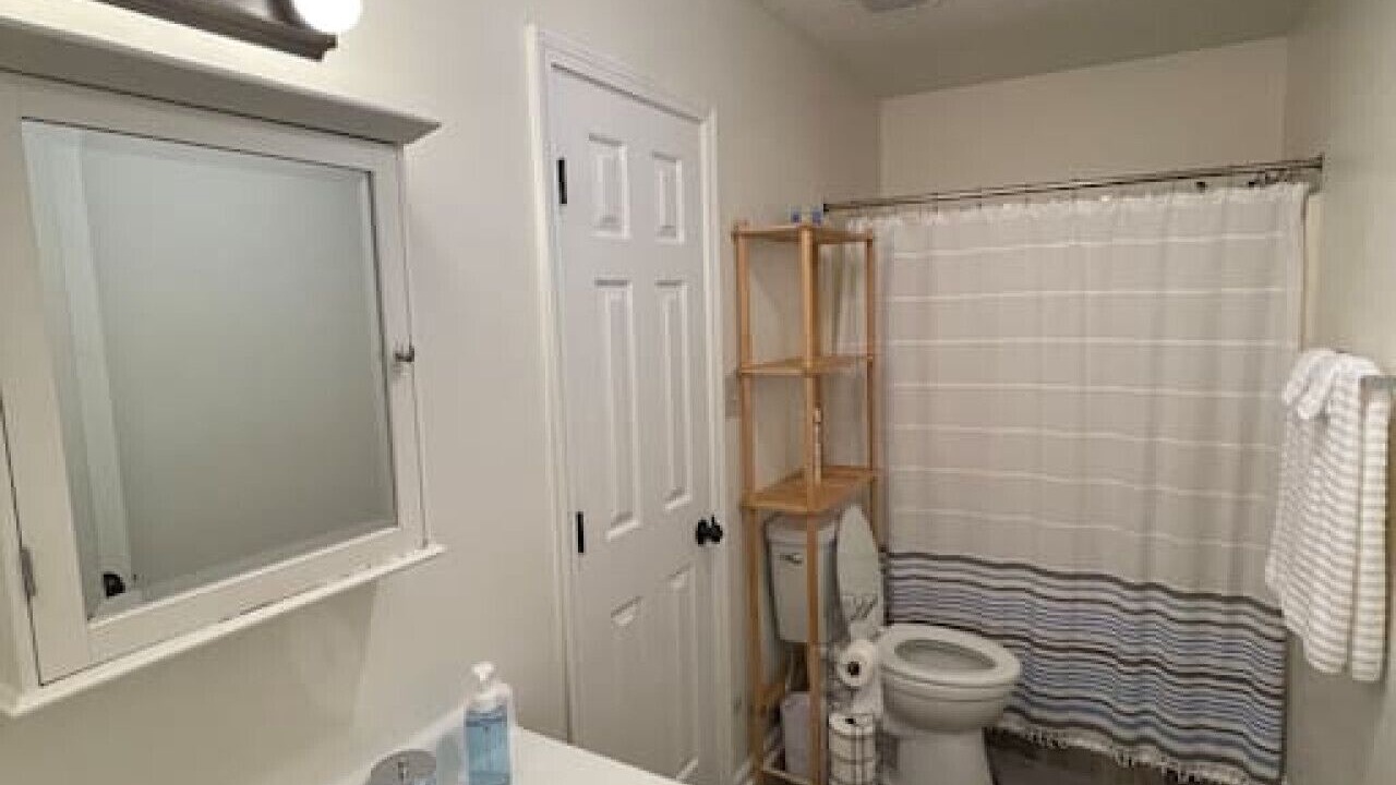Photo of Bathroom in Commerce