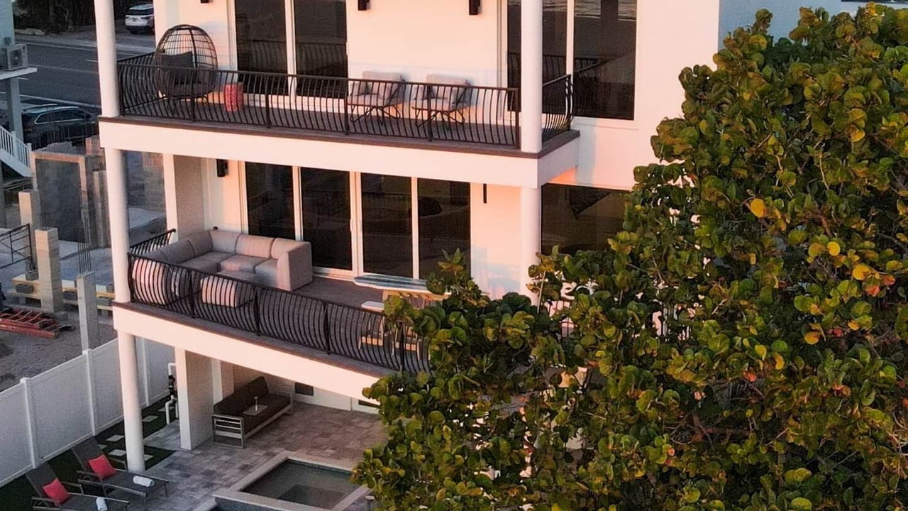 Photo of Outdoor in Treasure Island
