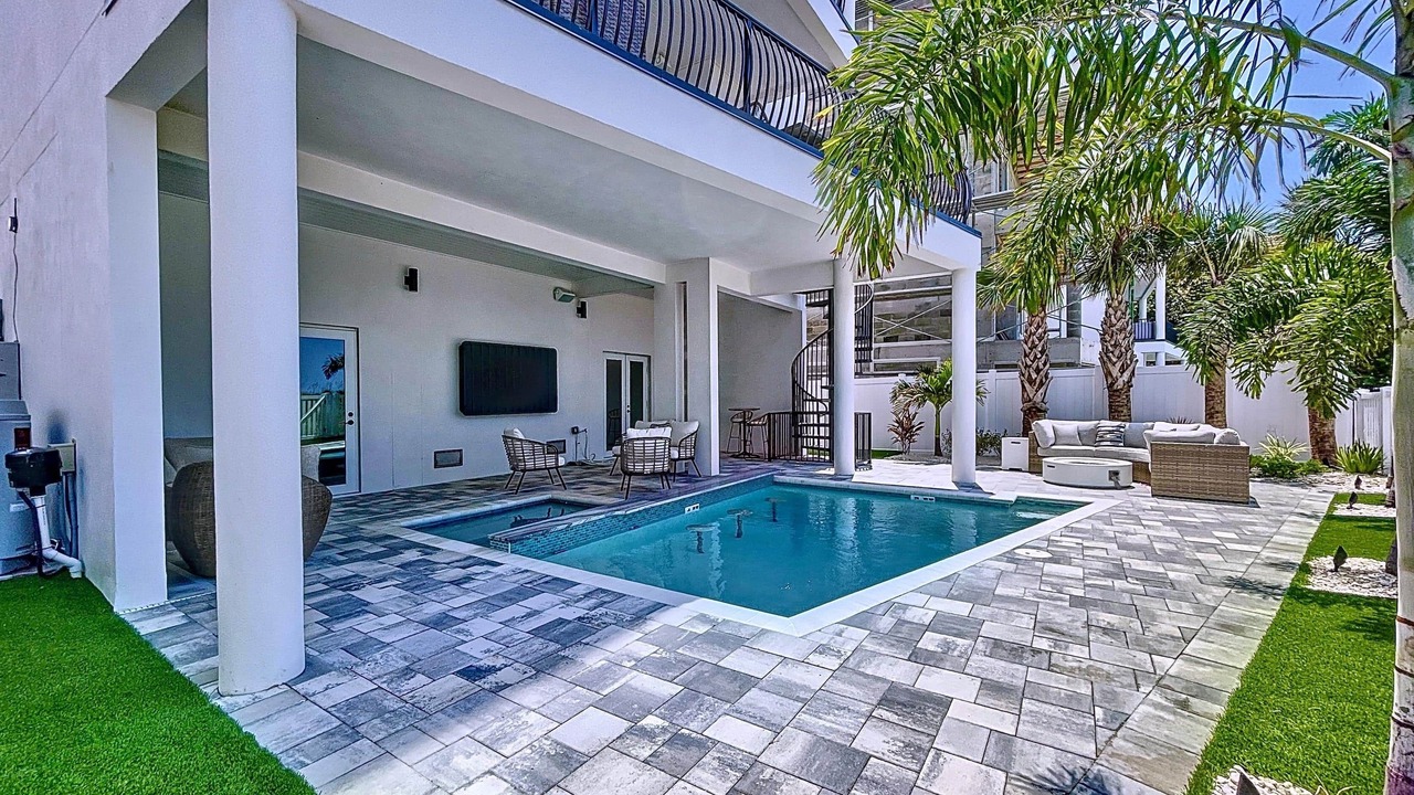 Photo of Outdoor in Treasure Island