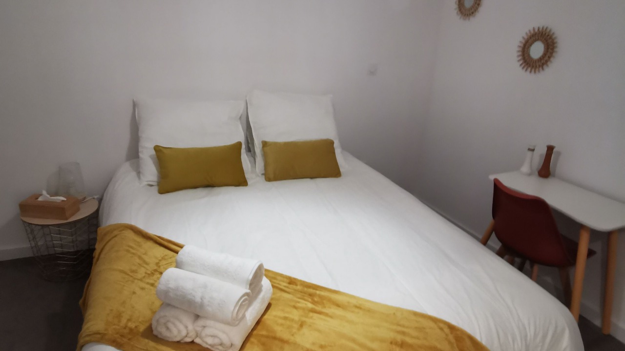 Photo of Bedroom in Pamiers
